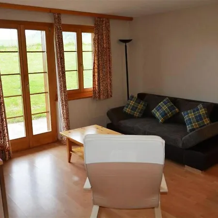 Henry - Tiefparterre By Interhome